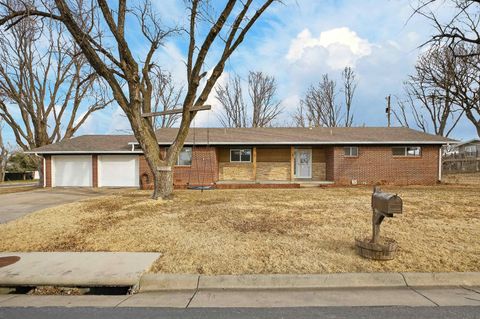 Homes For Sale - 2754 W 3rd Ave<br/> El Dorado, KS 67042