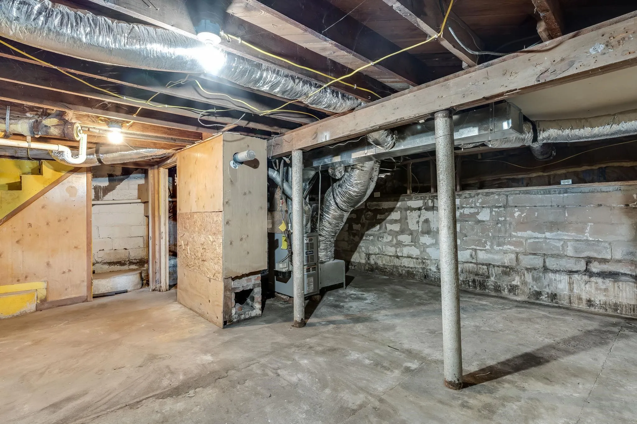 Wichita, Kansas 67213, United States, 3 Bedrooms Bedrooms, ,2 BathroomsBathrooms,Residential,Active,226863