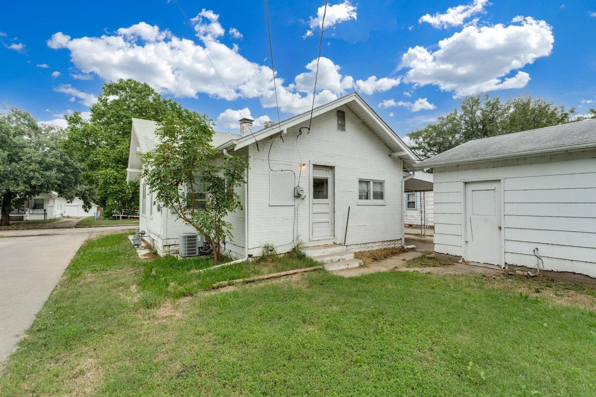 Wichita, Kansas 67213, United States, 3 Bedrooms Bedrooms, ,2 BathroomsBathrooms,Residential,Active,226863