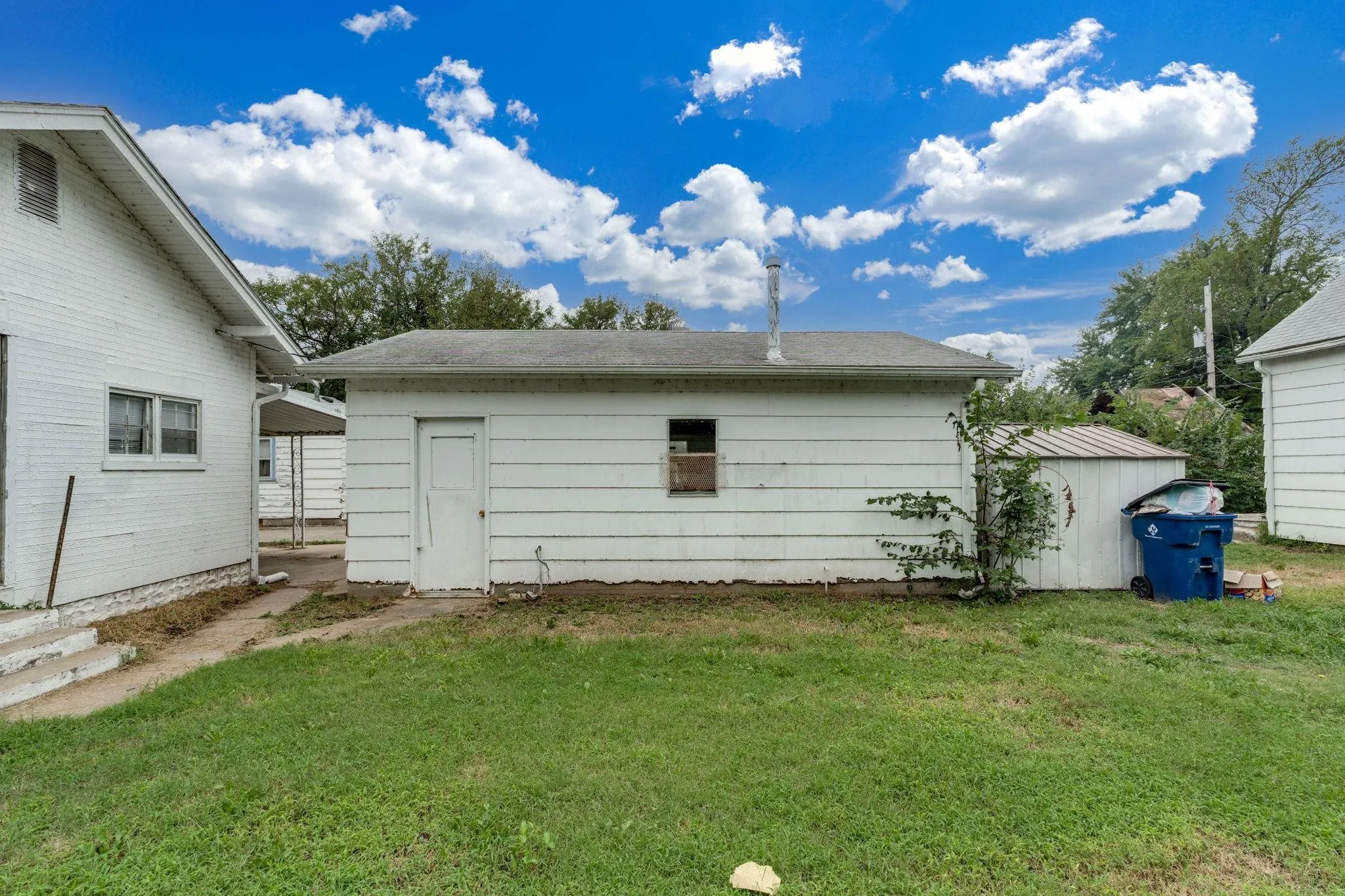 Wichita, Kansas 67213, United States, 3 Bedrooms Bedrooms, ,2 BathroomsBathrooms,Residential,Active,226863