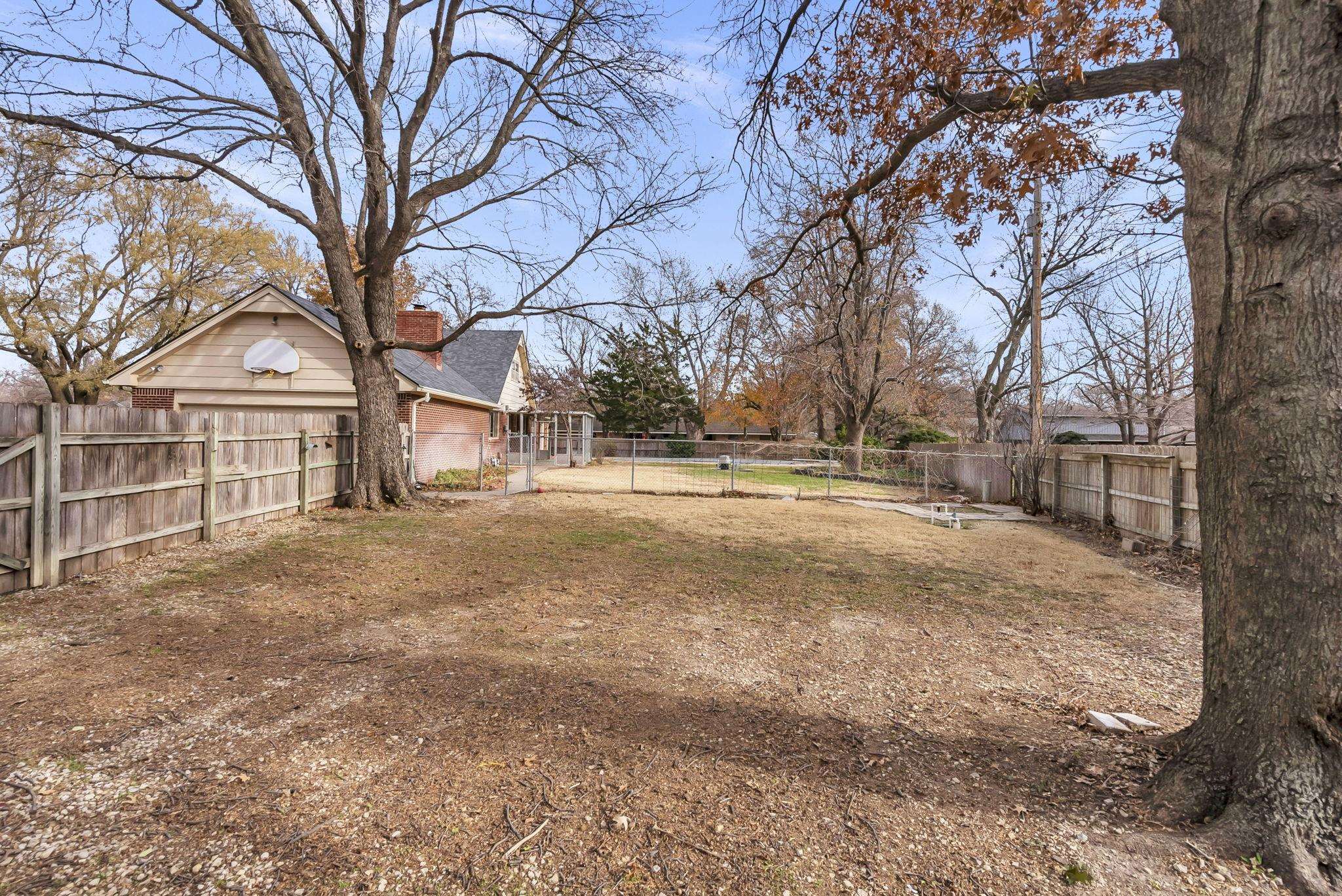 5 Sycamore Ct, Newton, Kansas image 33