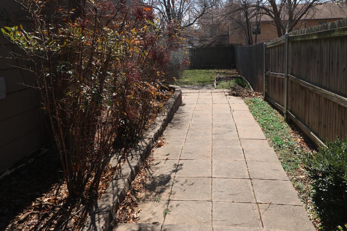 1725 E Pinion Rd, Derby, Kansas image 30