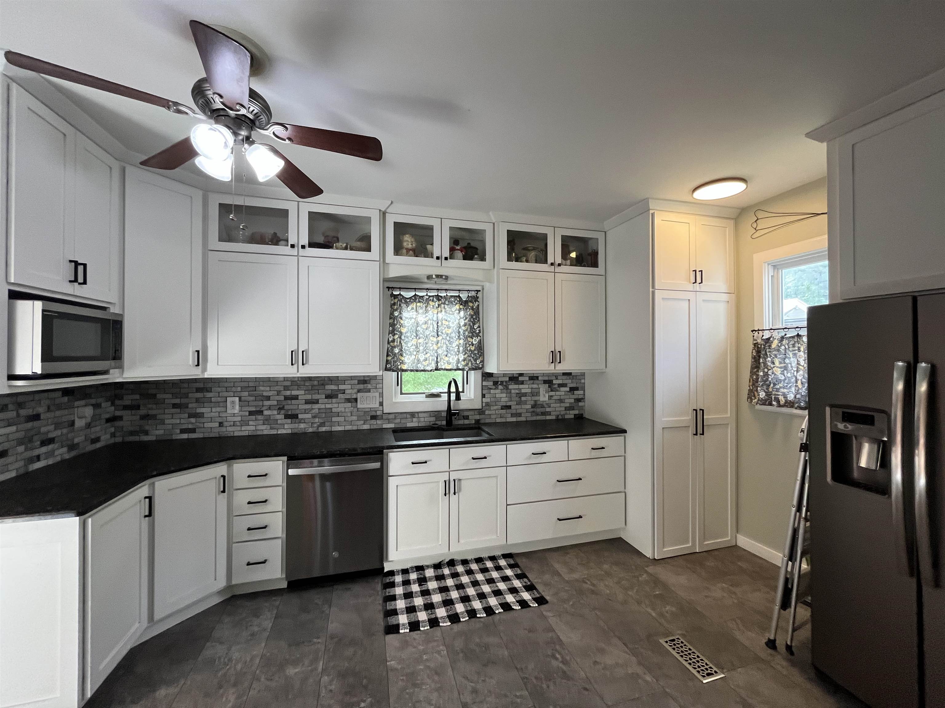 434 S 1st Street, Lindsborg, Kansas image 5