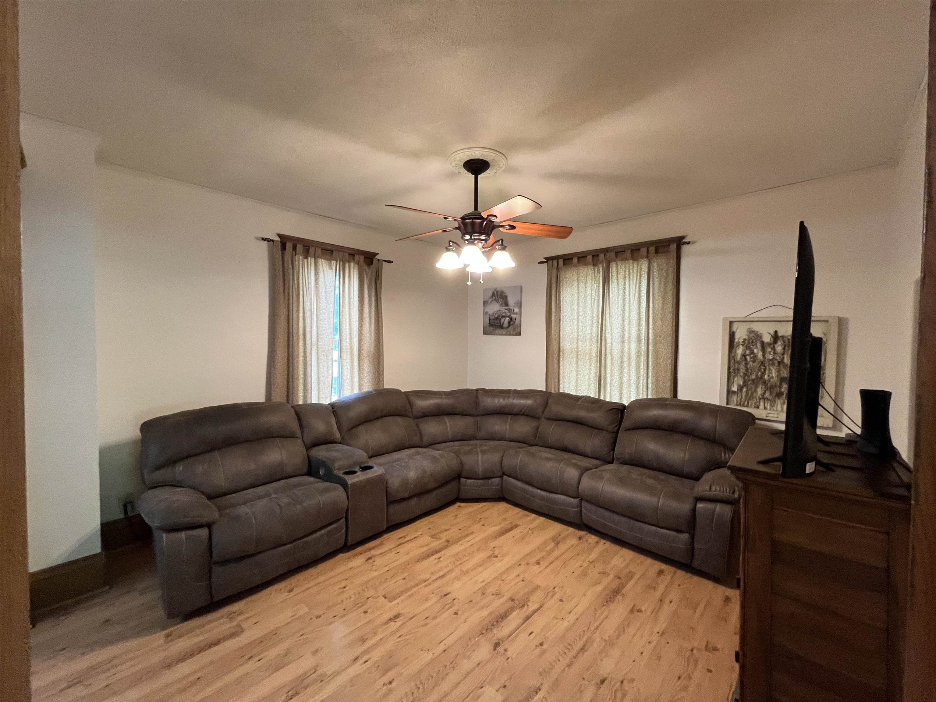 434 S 1st Street, Lindsborg, Kansas image 3