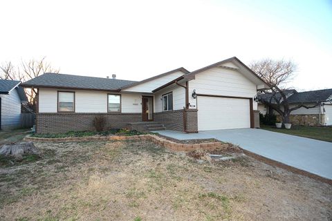 Homes For Sale - 1703 S Shiloh St<br/> Sedgwick County, Wichita, KS 67207