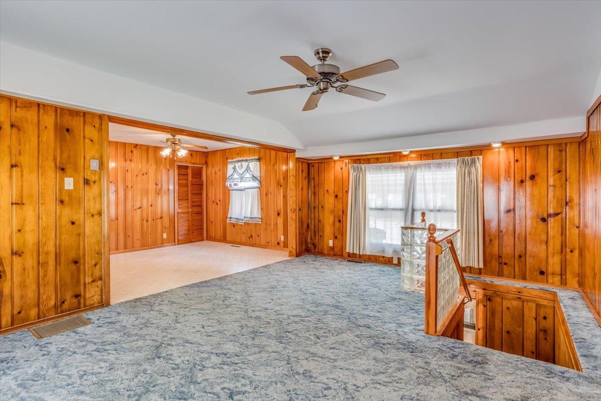 Wichita, Kansas 67211, United States, 3 Bedrooms Bedrooms, ,1 BathroomBathrooms,Residential,Pending,59674