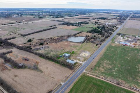 Vacant Land For Sale - 0000 N Broadway Ave<br/> Valley Center, KS 67147