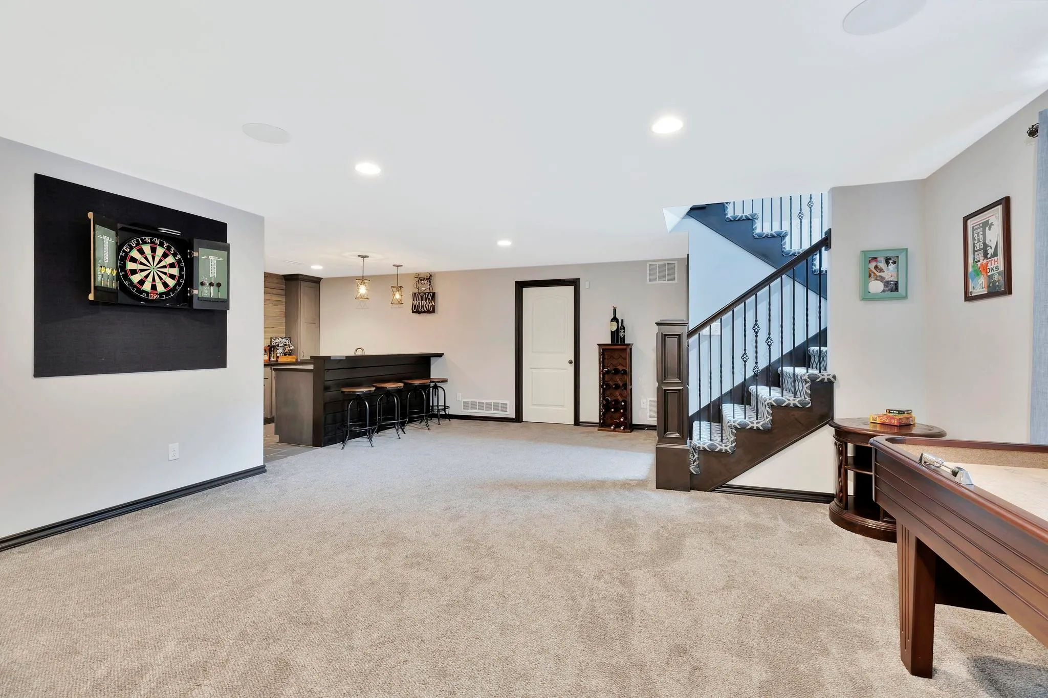 Wichita, Kansas 67206, United States, 4 Bedrooms Bedrooms, ,3 BathroomsBathrooms,Residential,Active,98187