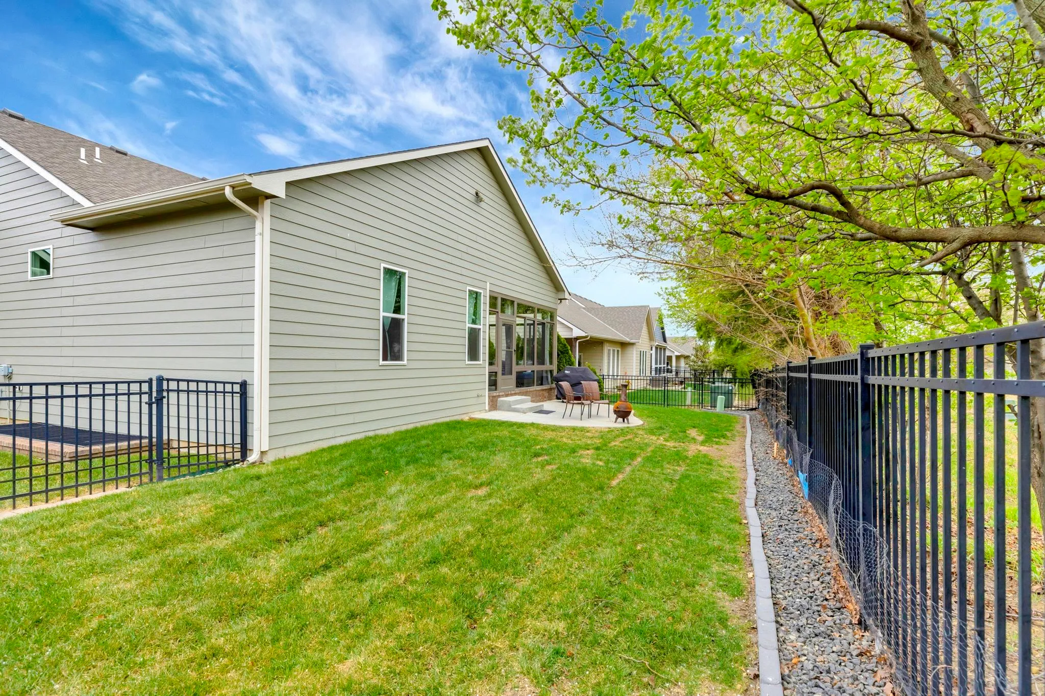 Wichita, Kansas 67206, United States, 4 Bedrooms Bedrooms, ,3 BathroomsBathrooms,Residential,Active,98187