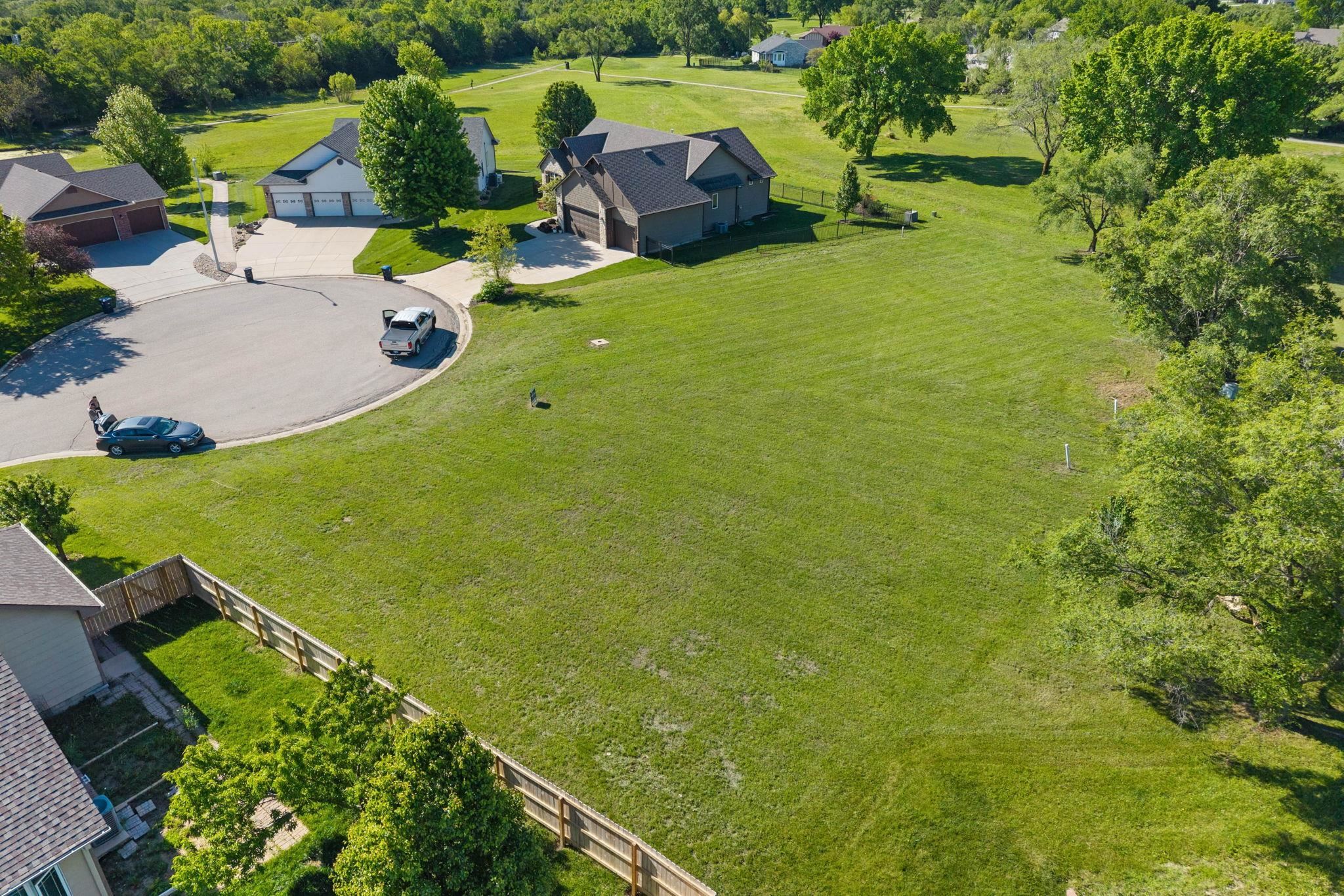 N Prairie View Ct, El Dorado, Kansas image 9