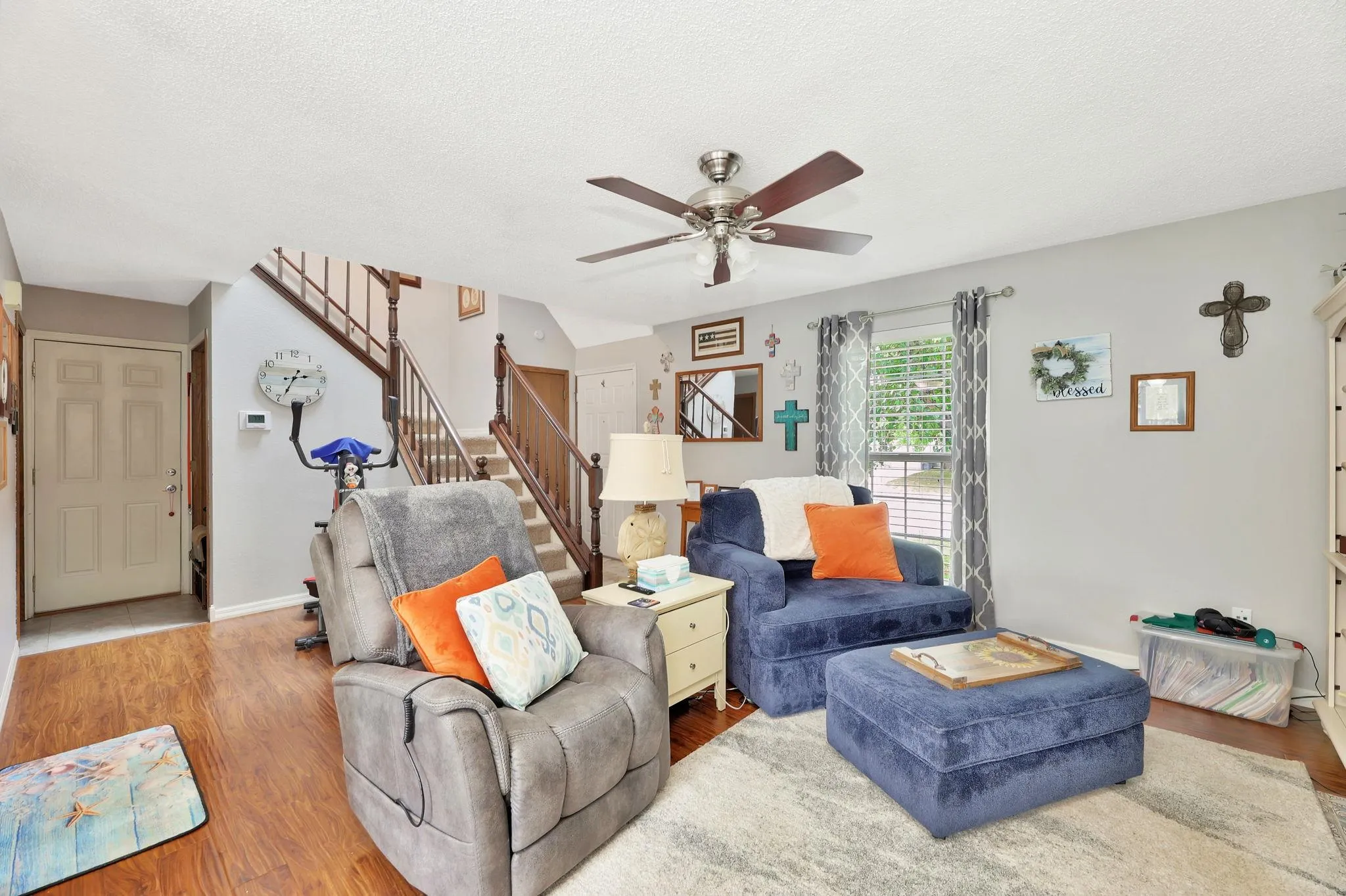 Wichita, Kansas 67209, United States, 2 Bedrooms Bedrooms, ,3 BathroomsBathrooms,Residential,Active,225533