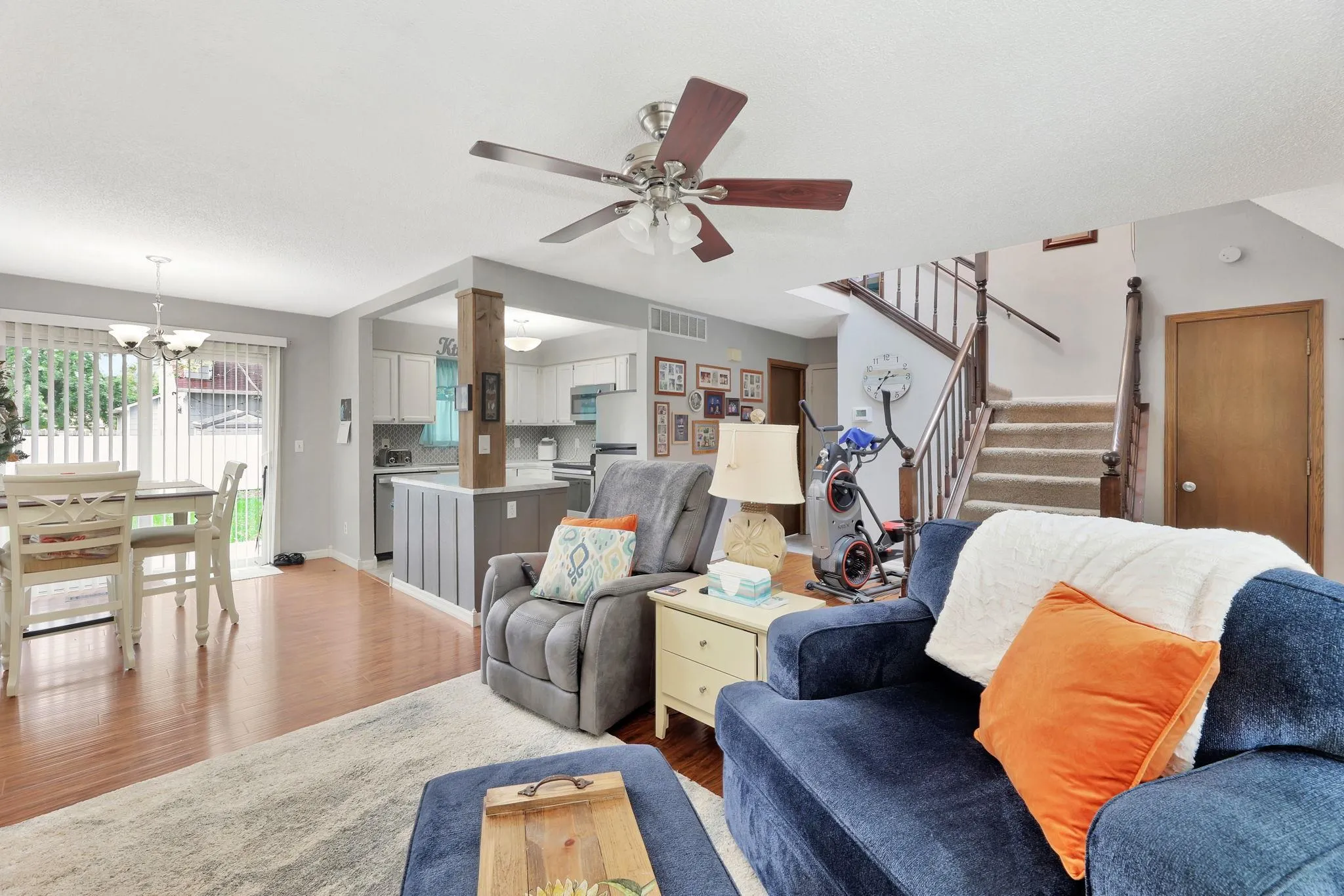 Wichita, Kansas 67209, United States, 2 Bedrooms Bedrooms, ,3 BathroomsBathrooms,Residential,Active,225533