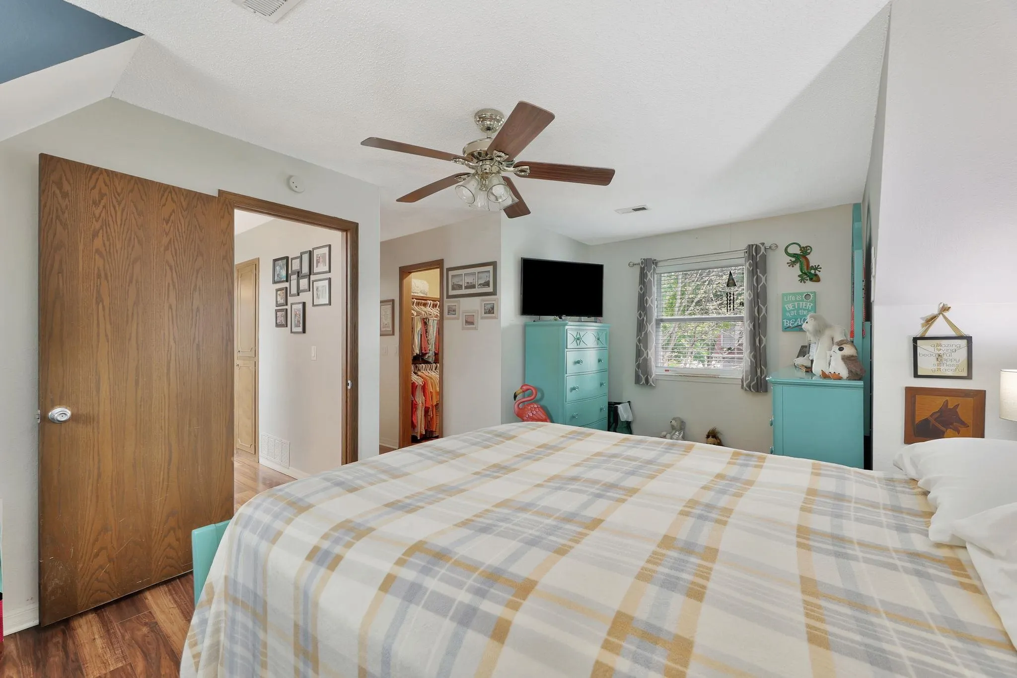 Wichita, Kansas 67209, United States, 2 Bedrooms Bedrooms, ,3 BathroomsBathrooms,Residential,Active,225533