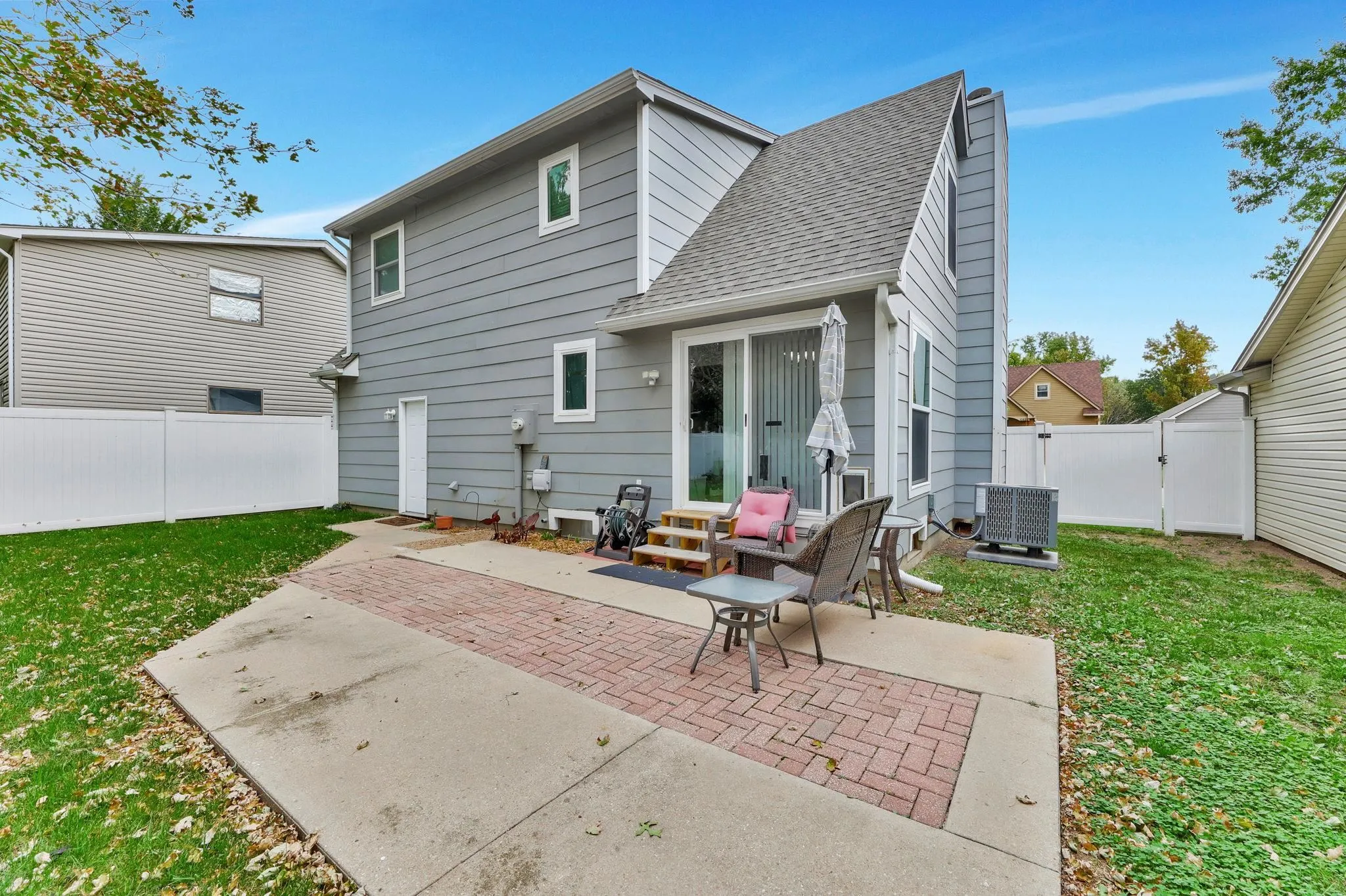 Wichita, Kansas 67209, United States, 2 Bedrooms Bedrooms, ,3 BathroomsBathrooms,Residential,Active,225533