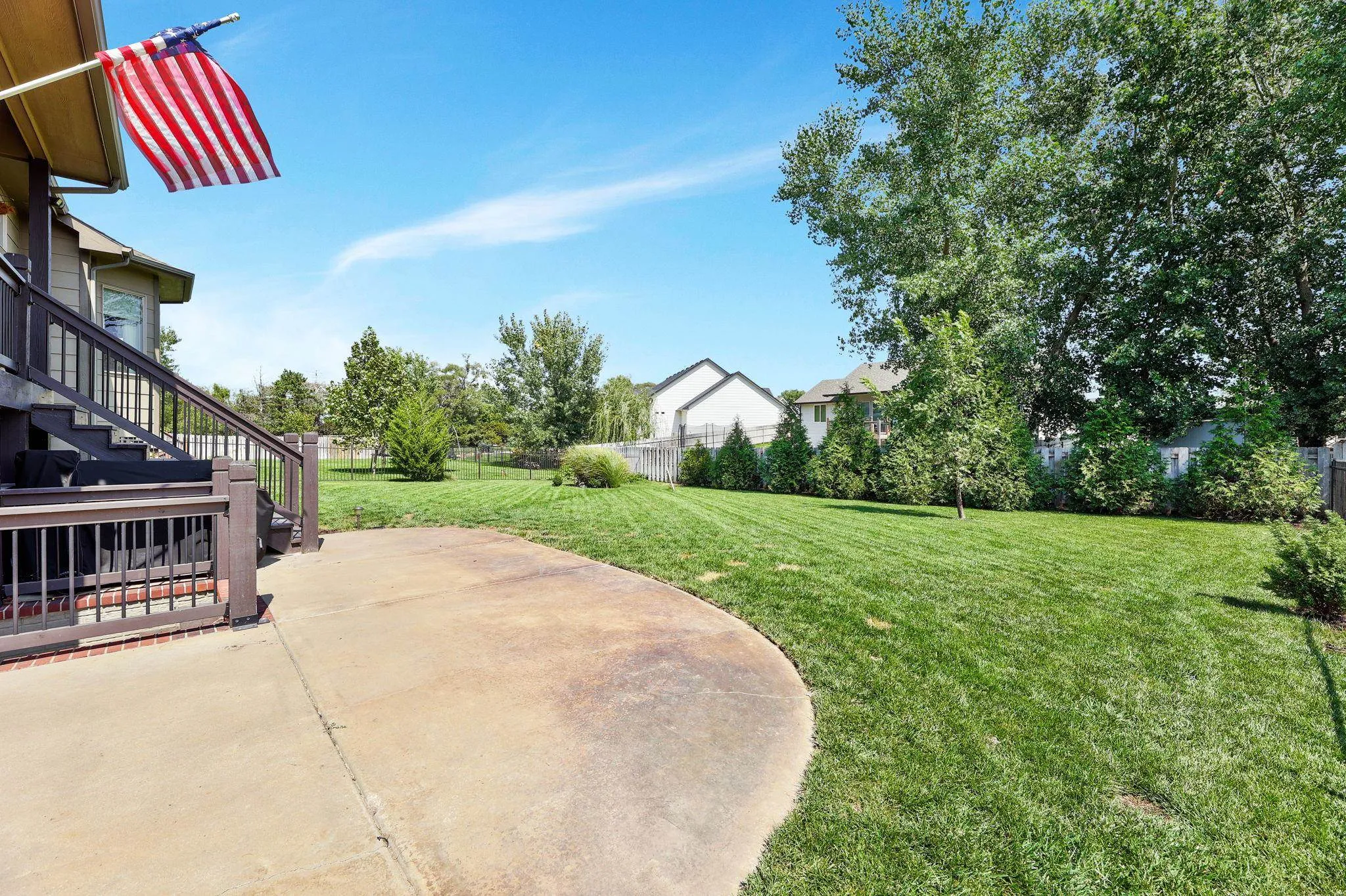 Wichita, Kansas 67205, United States, 5 Bedrooms Bedrooms, ,3 BathroomsBathrooms,Residential,Pending,43893