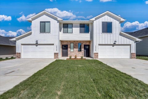 Multifamily For Sale - 5410 N Briskbay Ct<br/> Maize, KS 67101