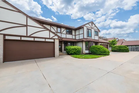641 N Woodlawn #14 Blvd, Wichita, KS 67208 - MLS#: 655201