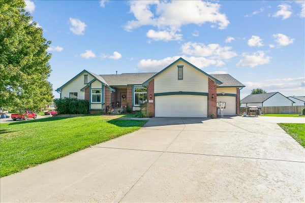 1325 PRAIRIE VIEW RD, EL DORADO, KS 67042 - Image 76c8b593a8847b28a93cbb47517cab9c/3814255565