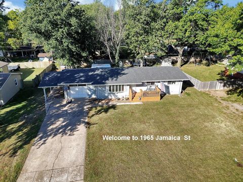 Apartment For Sale - 1965 Jamaica St<br/> Butler County, El Dorado, KS 67042