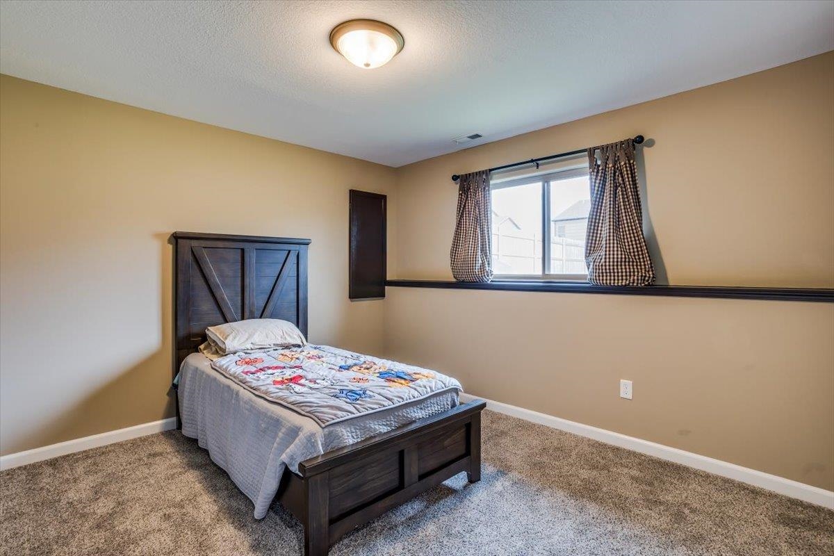 2604 New Spring Ct, Derby, Kansas image 24