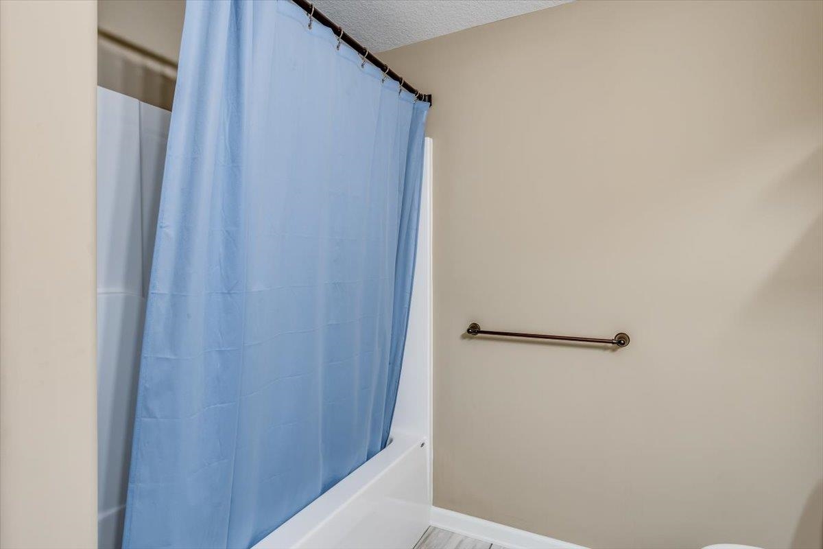 2604 New Spring Ct, Derby, Kansas image 22