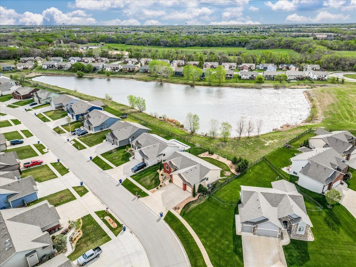 2604 New Spring Ct, Derby, Kansas image 27