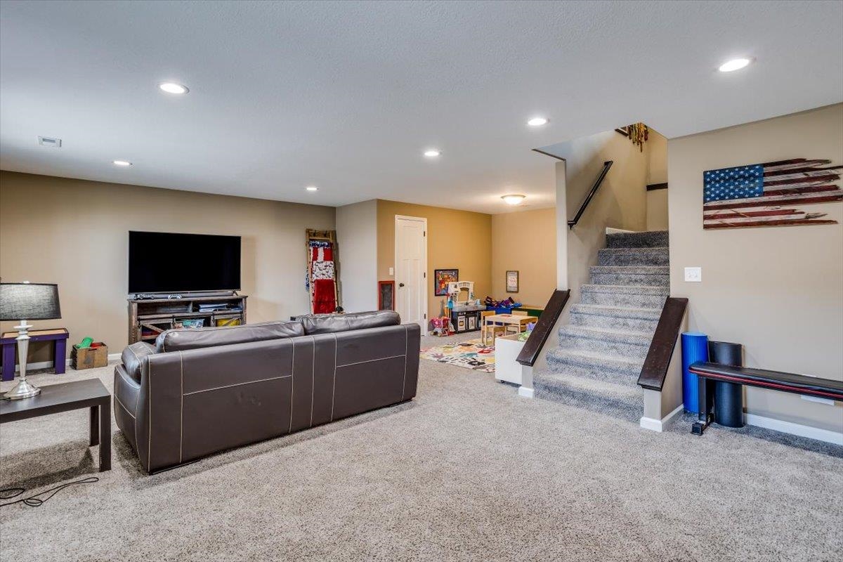 2604 New Spring Ct, Derby, Kansas image 20