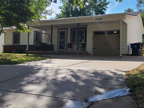 Homes For Sale - 1035 N Georgie Ave<br/> Sedgwick County, Derby, KS 67037