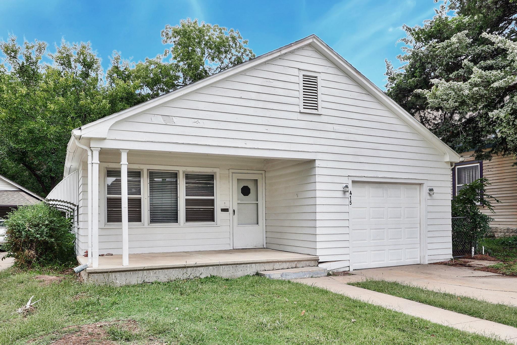 415 Old Main St, Newton, Kansas image 1