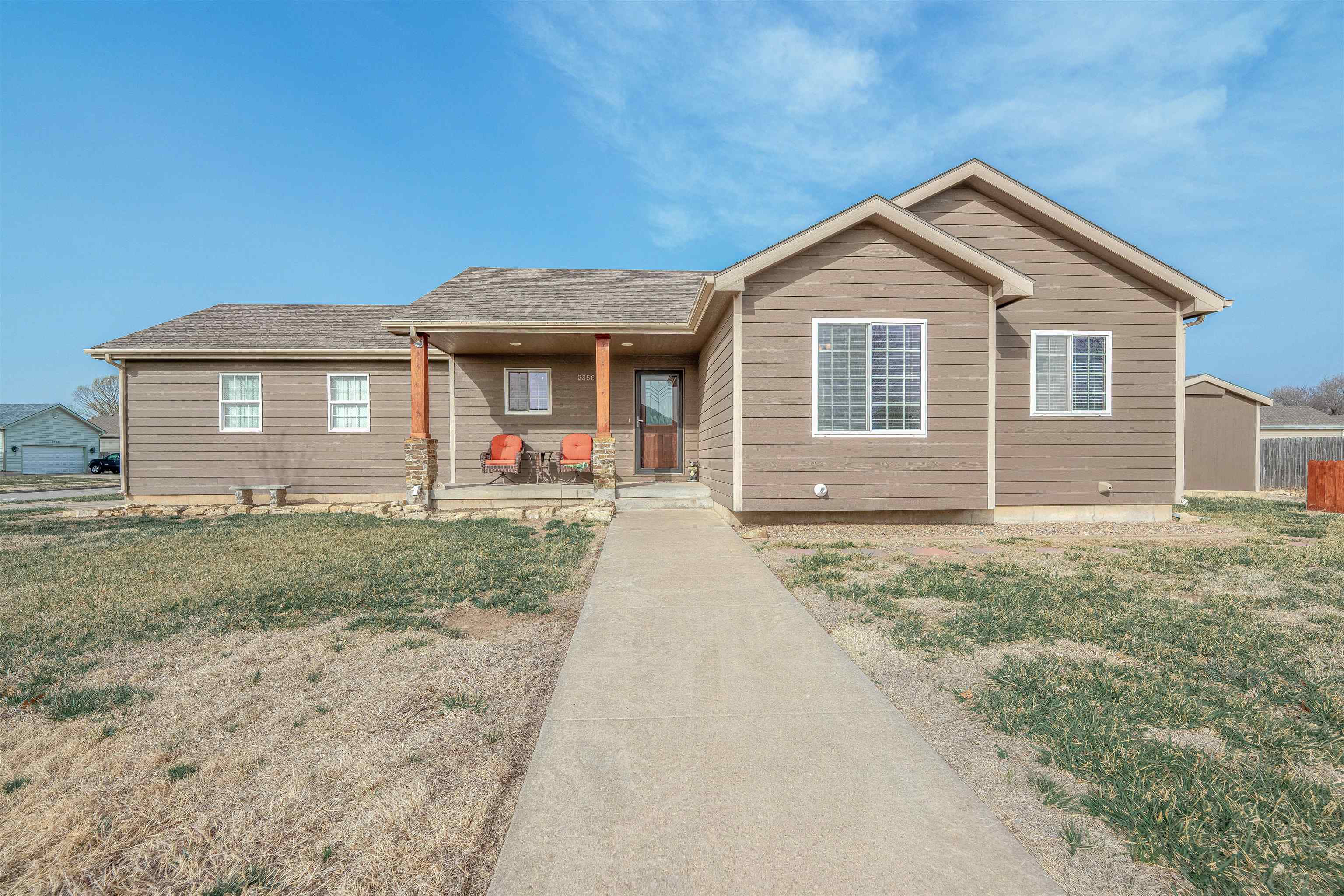 2856 Caywood Dr, Salina, Kansas image 2
