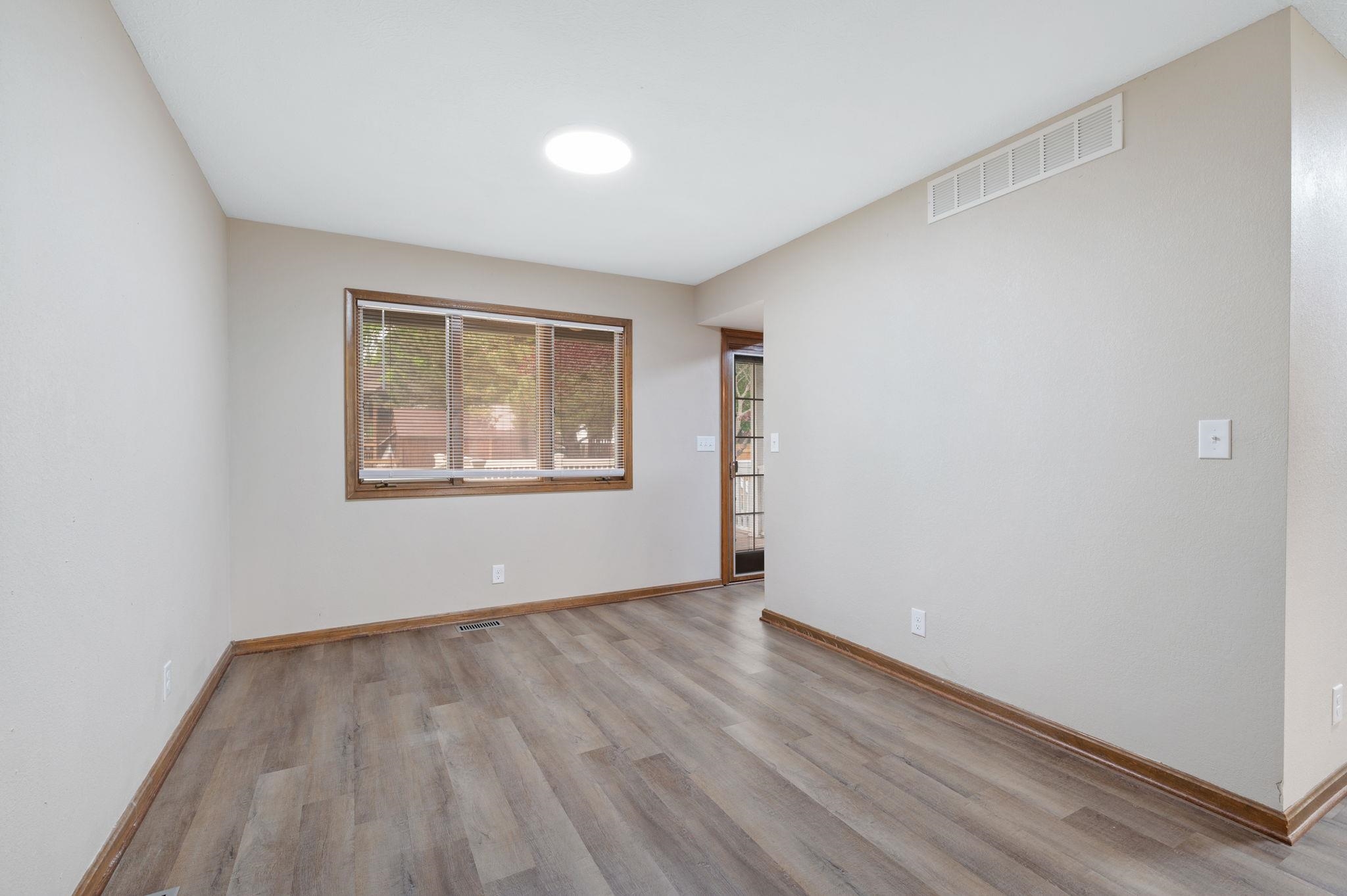 337 N Lark Ln, Wichita, Kansas image 5
