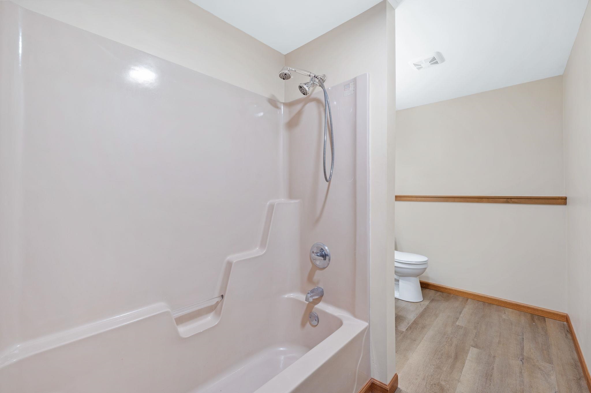 337 N Lark Ln, Wichita, Kansas image 25