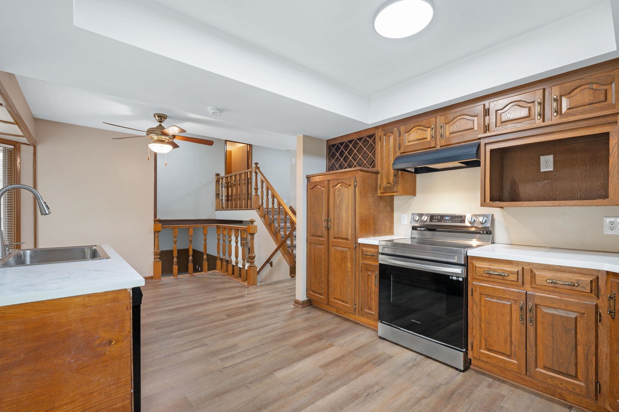 337 N Lark Ln, Wichita, Kansas image 6