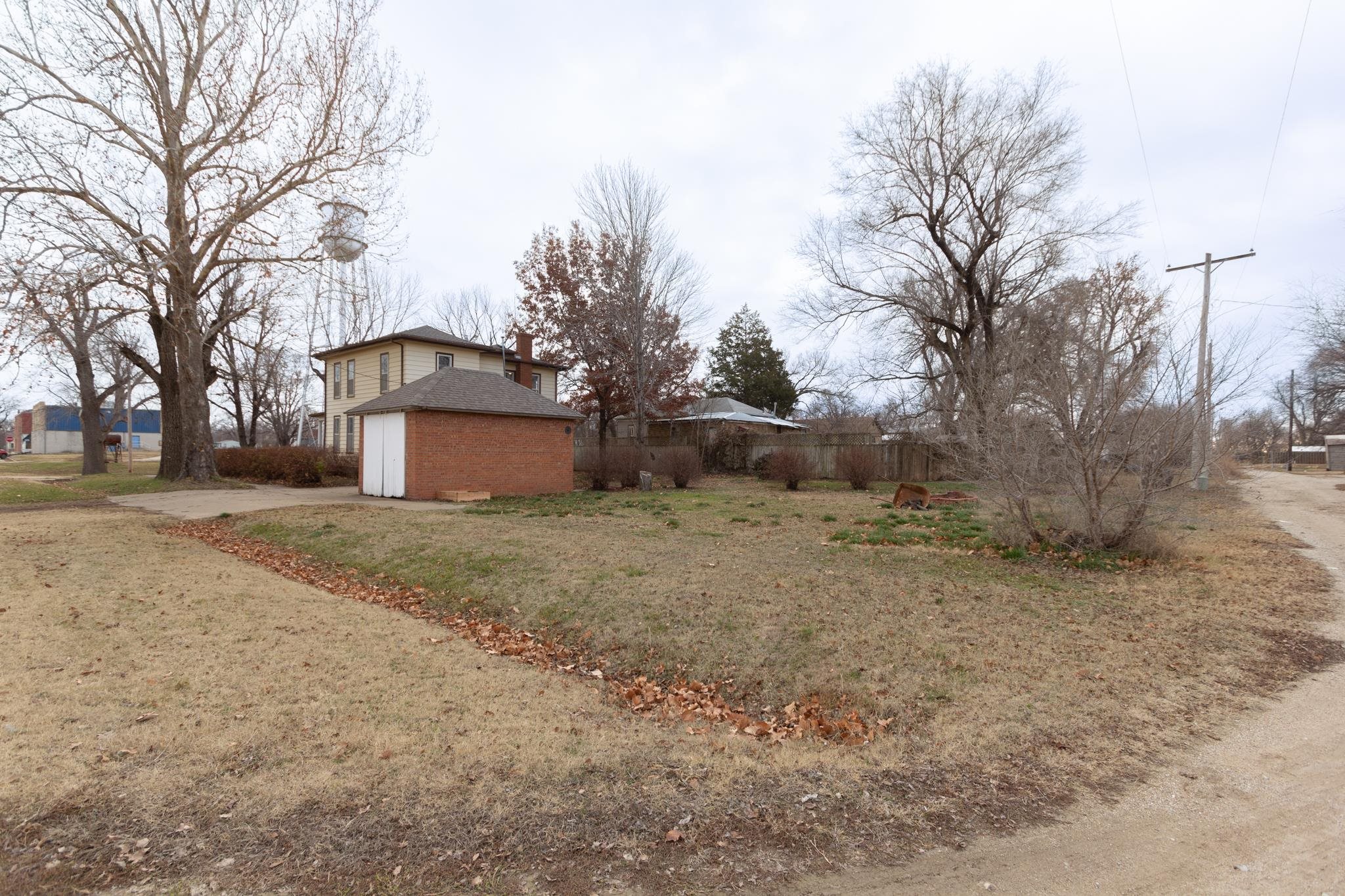 602 Spring St, Gypsum, Kansas image 34