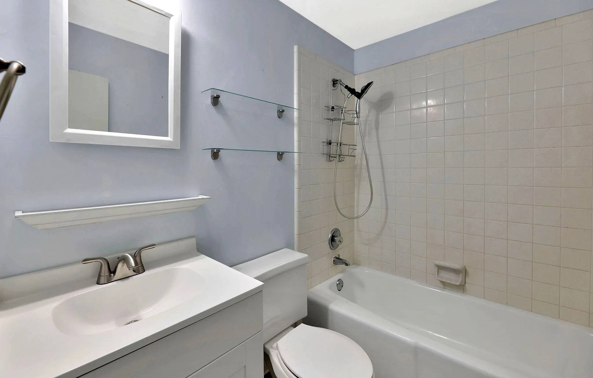 Wichita, Kansas 67207, United States, 3 Bedrooms Bedrooms, ,3 BathroomsBathrooms,Residential,Pending,12666