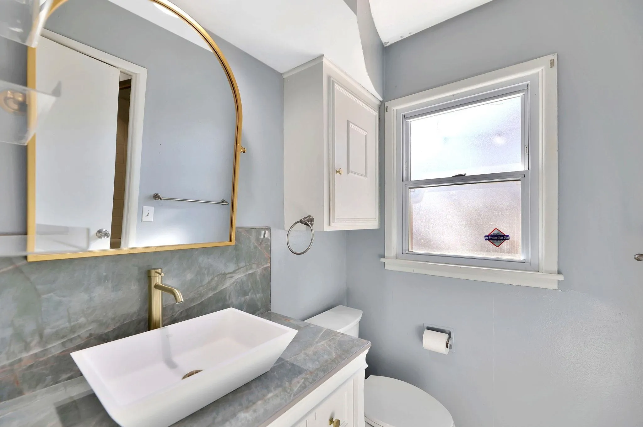 Wichita, Kansas 67207, United States, 3 Bedrooms Bedrooms, ,3 BathroomsBathrooms,Residential,Pending,12666