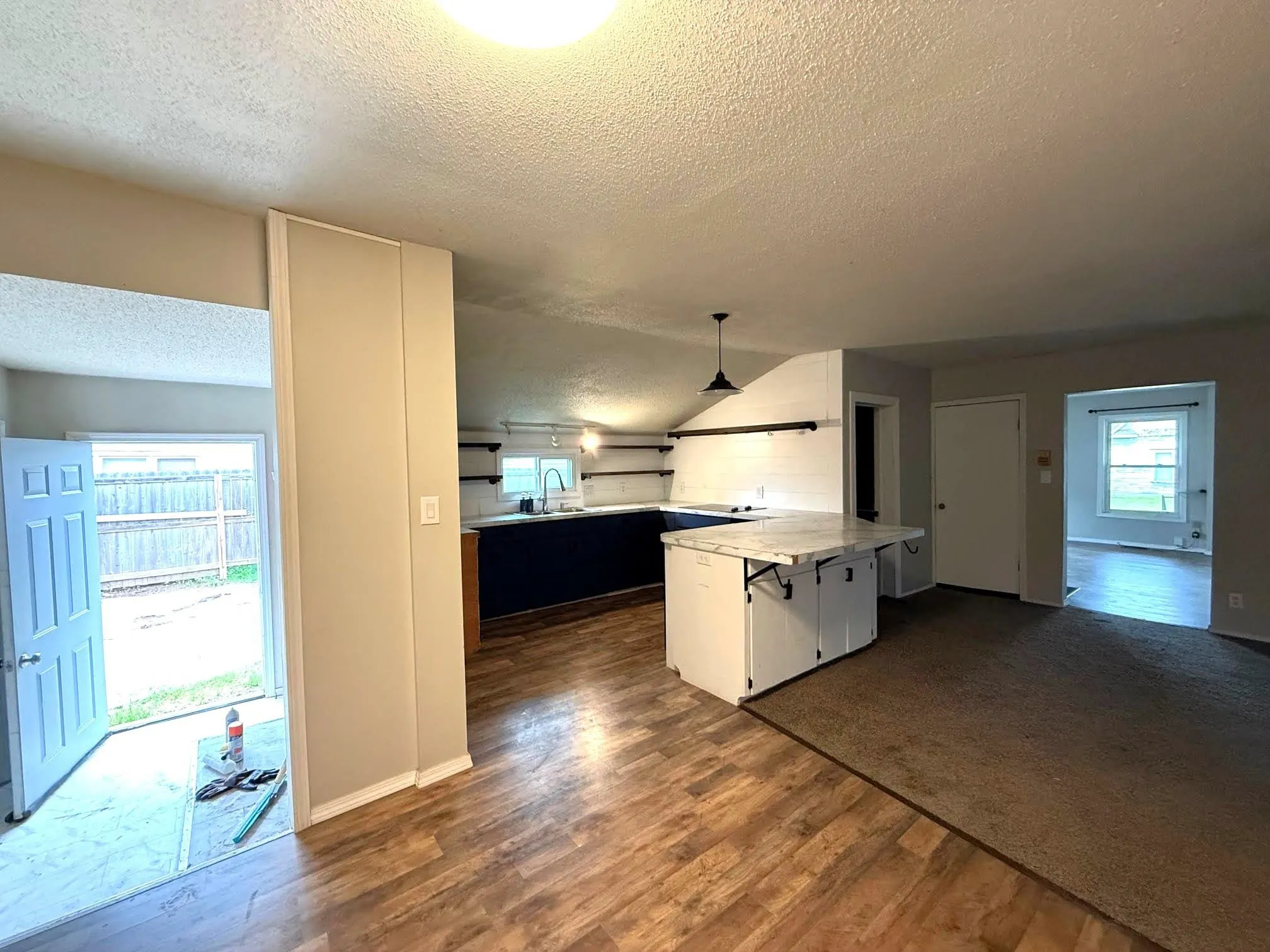 Caldwell, Kansas 67022, United States, 4 Bedrooms Bedrooms, ,3 BathroomsBathrooms,Residential,Active,146133