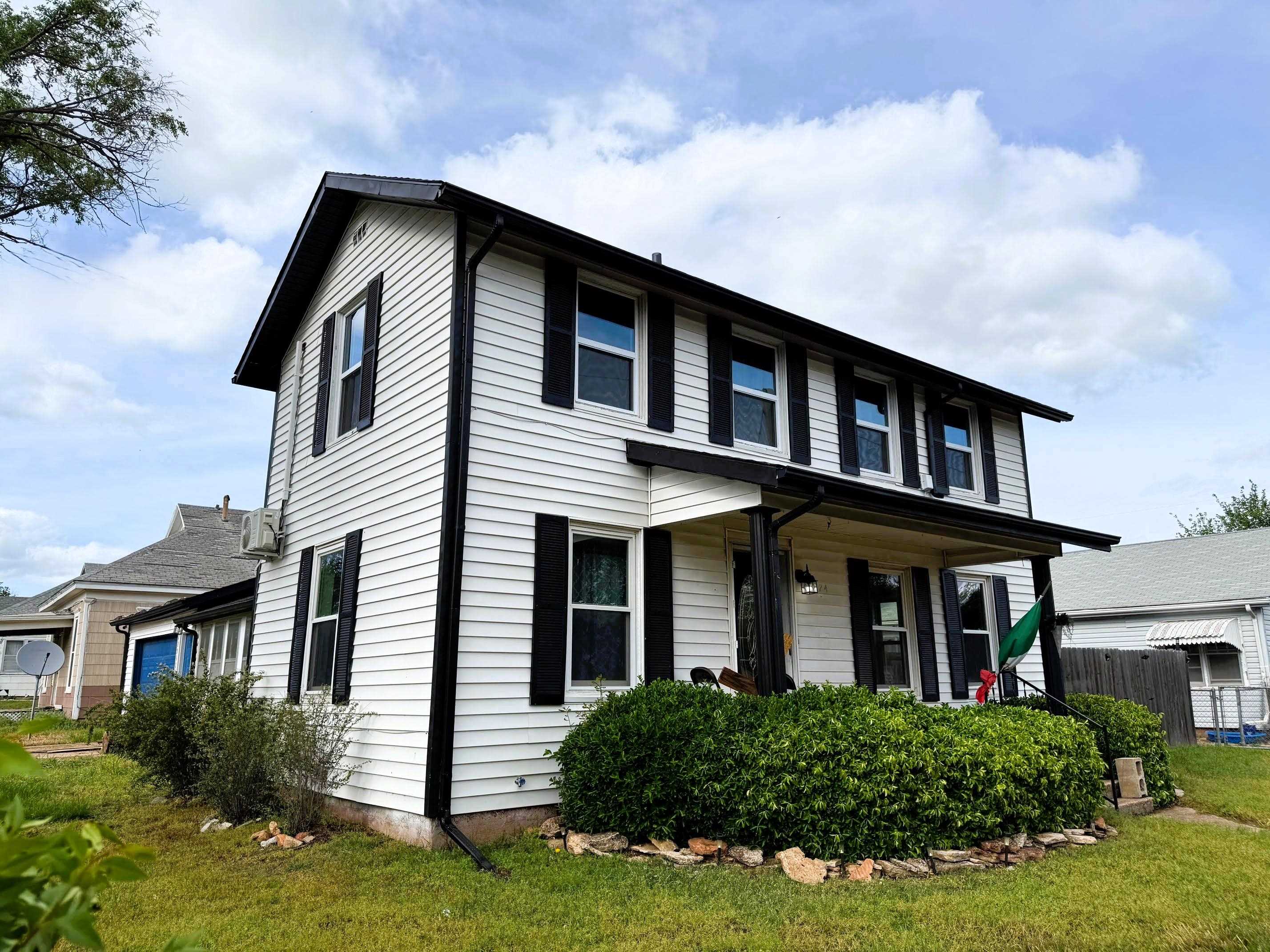 324 W Central Ave, Caldwell, Kansas image 27