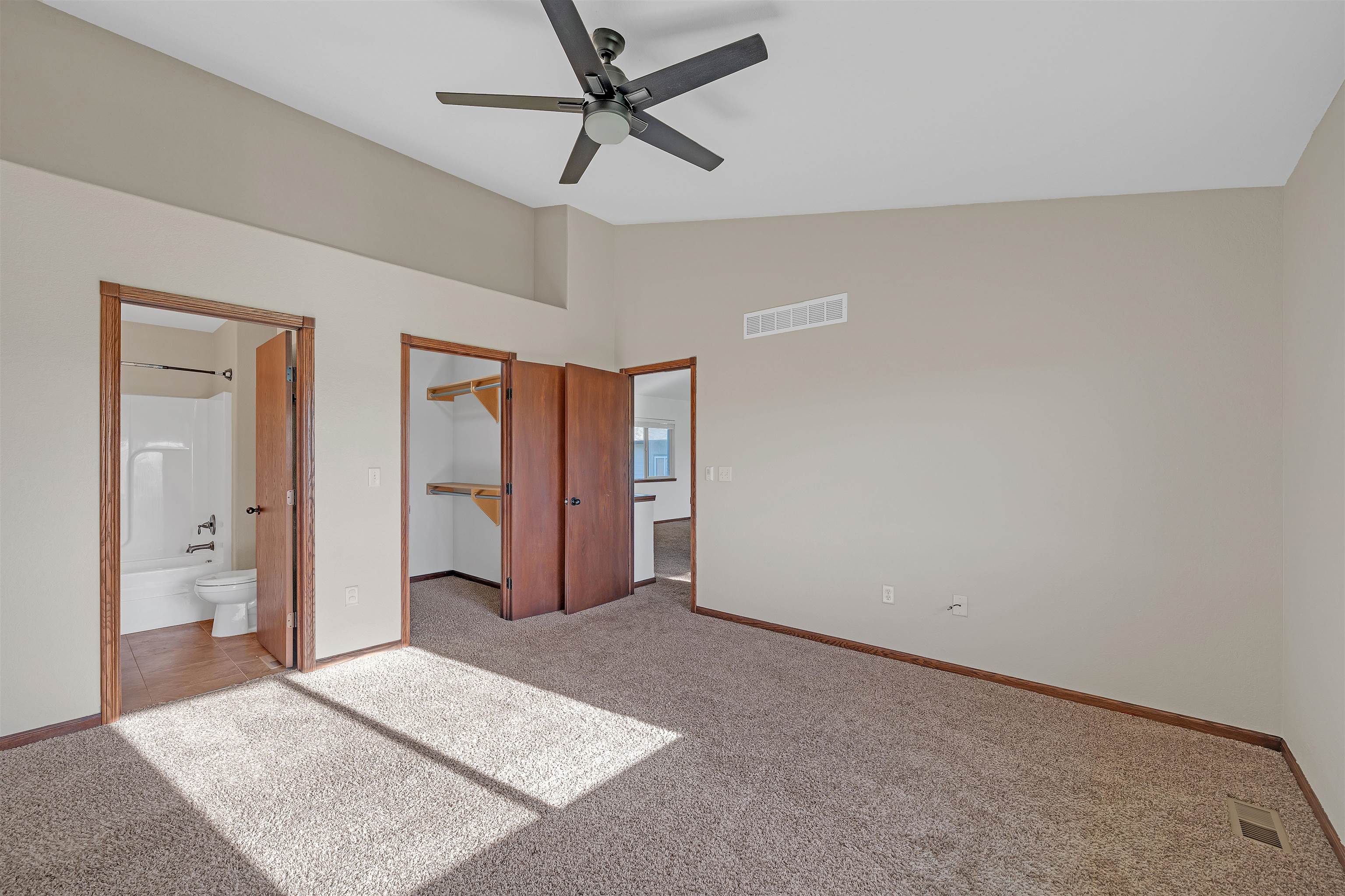 802 S Bristol Cir Unit 17 Cir, Wichita, Virginia image 14