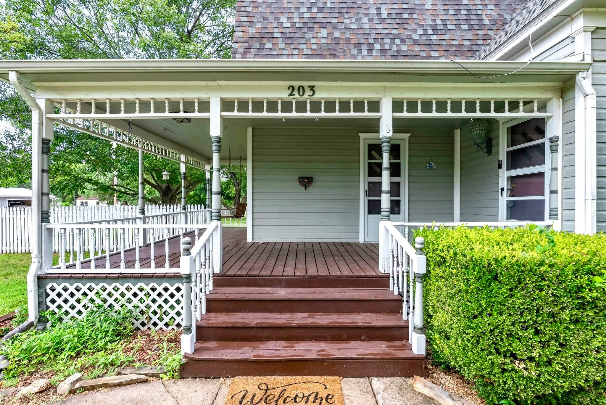 Clearwater, Kansas 67026, United States, 3 Bedrooms Bedrooms, ,2 BathroomsBathrooms,Residential,Active,153779