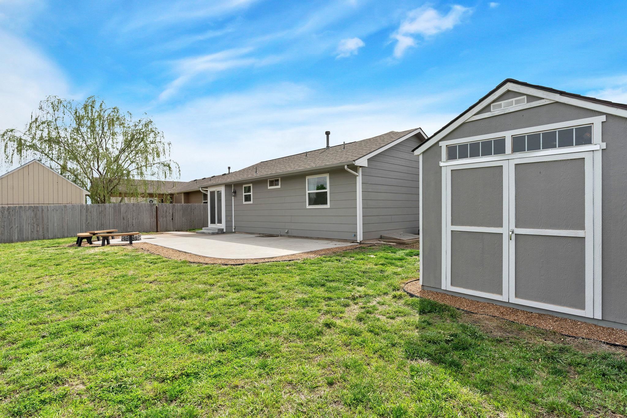 2206 S Upland Hills St, Wichita, Kansas image 30