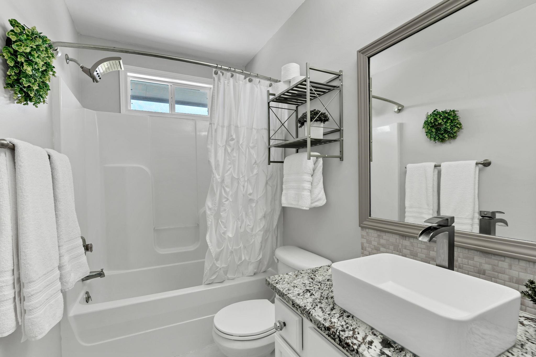 2206 S Upland Hills St, Wichita, Kansas image 12