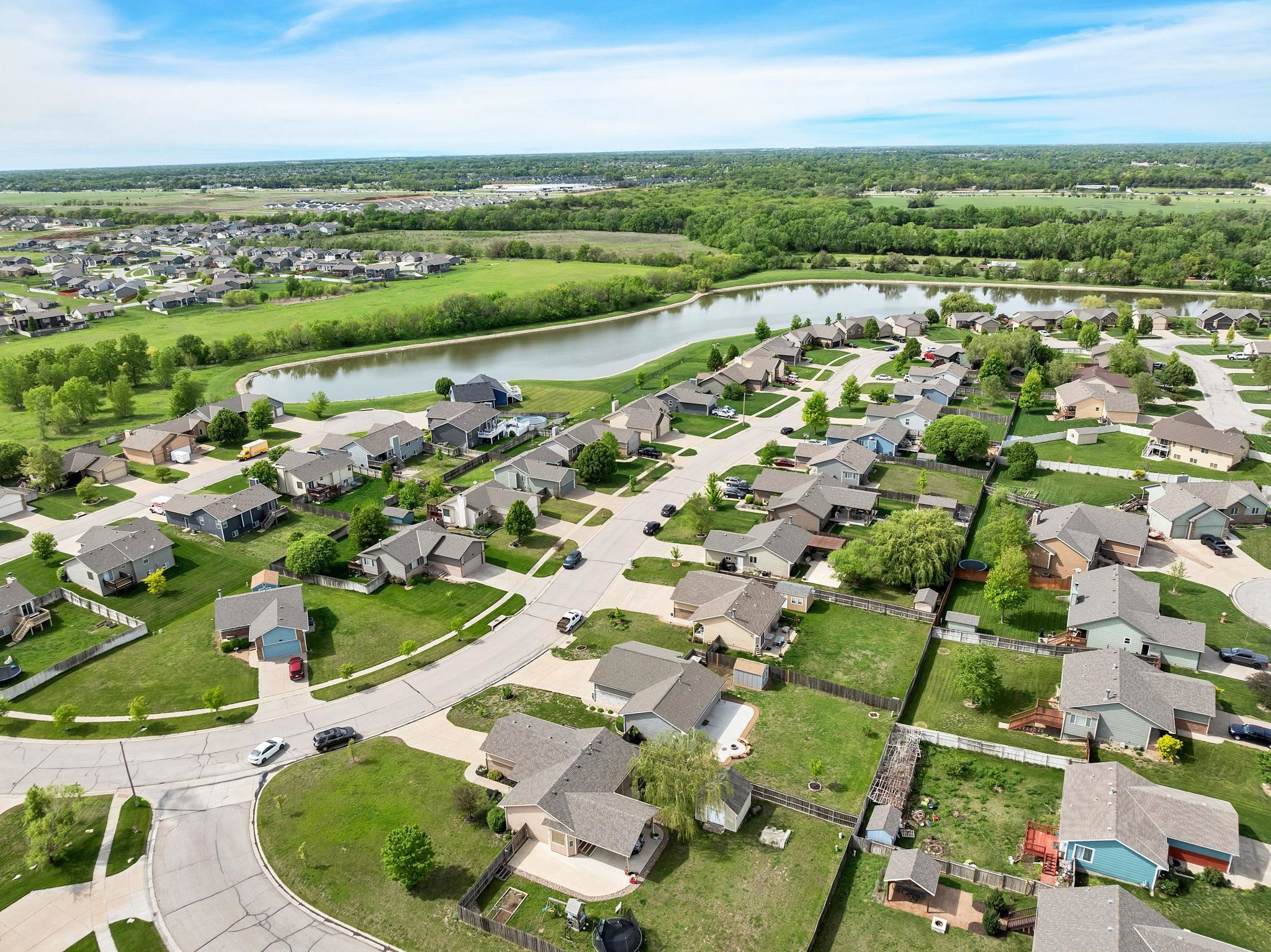 2206 S Upland Hills St, Wichita, Kansas image 36