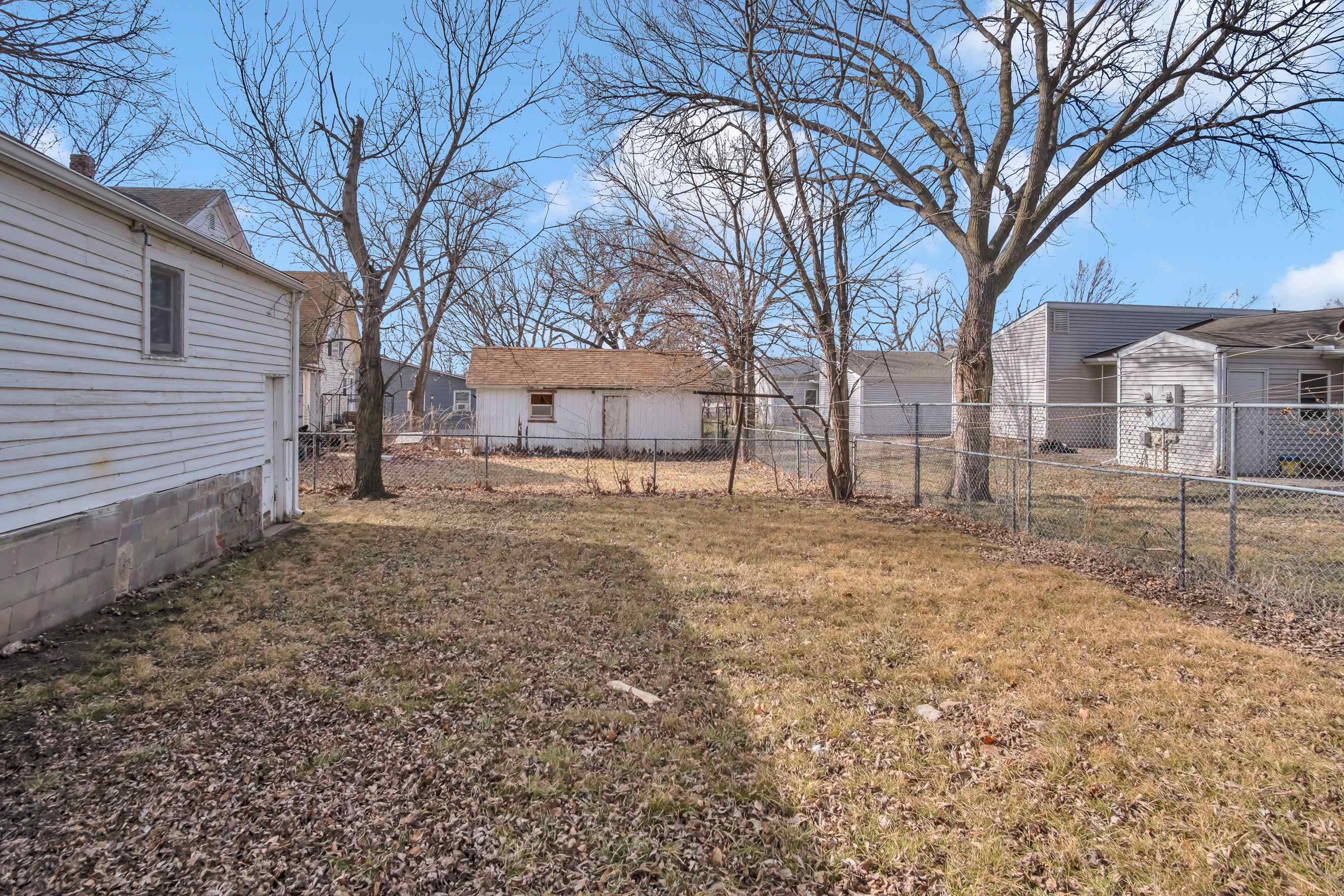 512 Lakeside Pl, Newton, Kansas image 7