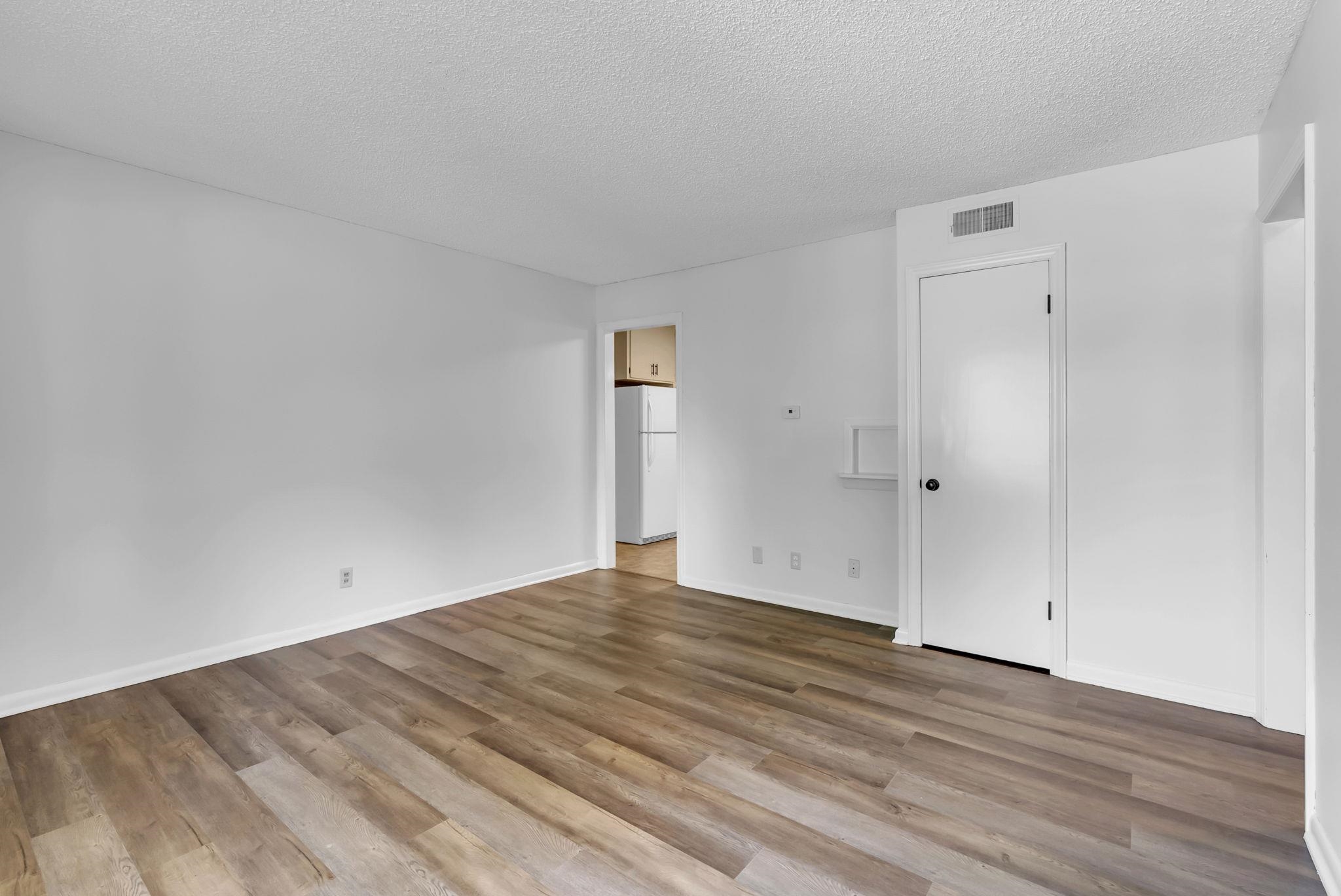 456 N Mount Carmel Ave, Wichita, Kansas image 6