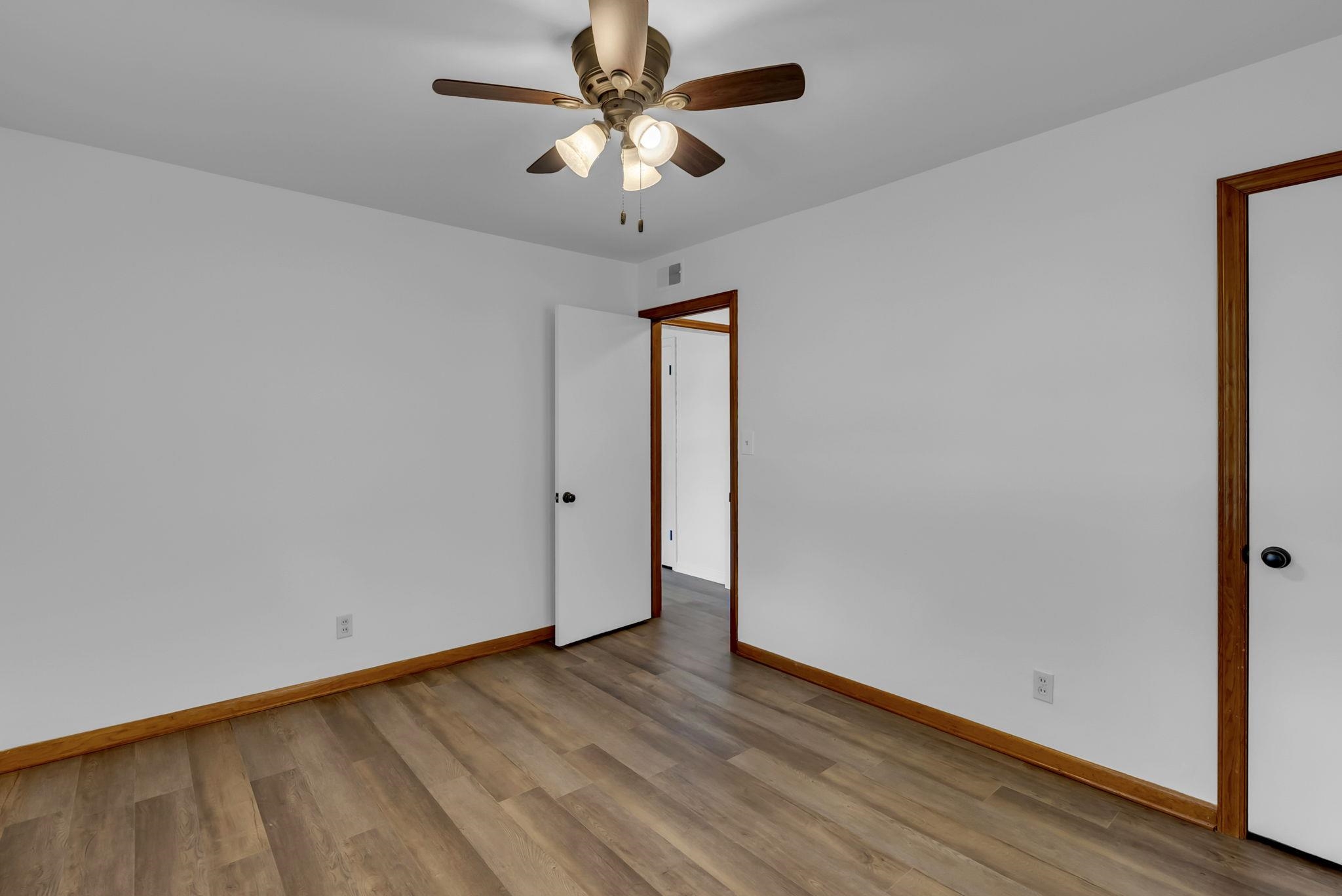456 N Mount Carmel Ave, Wichita, Kansas image 8