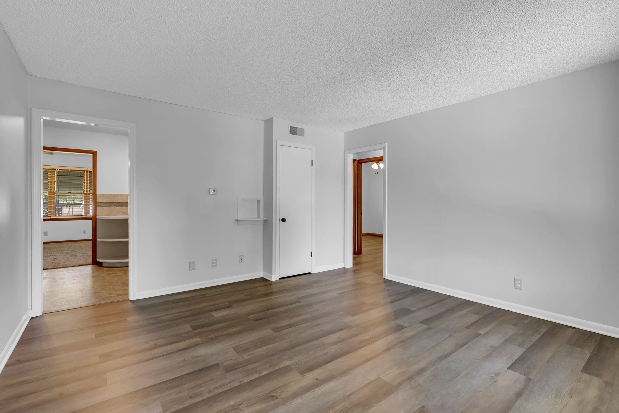 456 N Mount Carmel Ave, Wichita, Kansas image 5