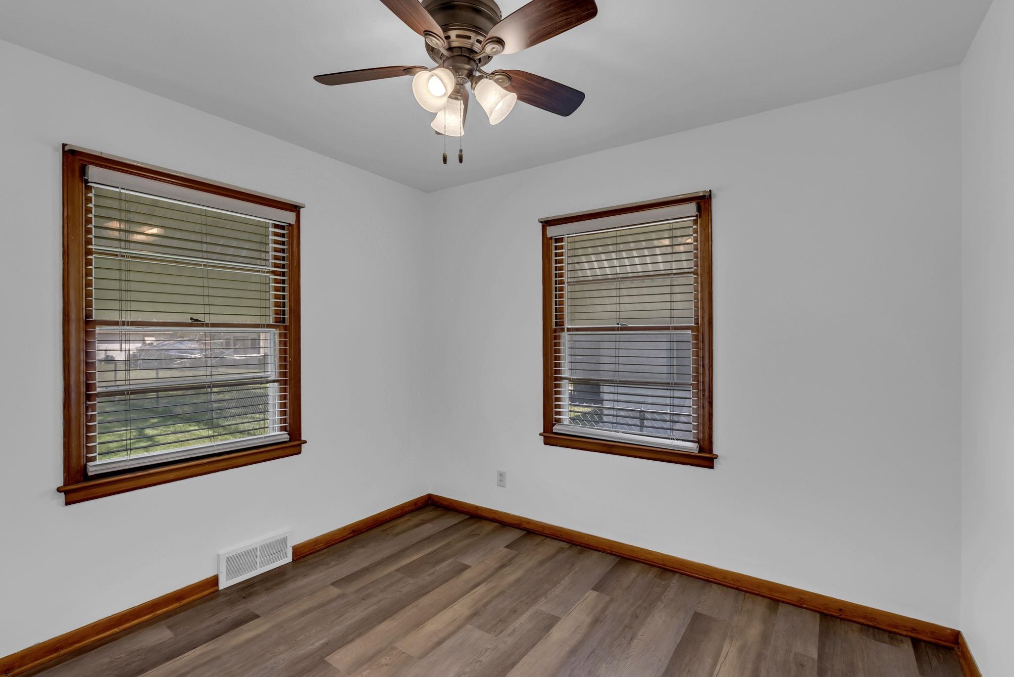 456 N Mount Carmel Ave, Wichita, Kansas image 9