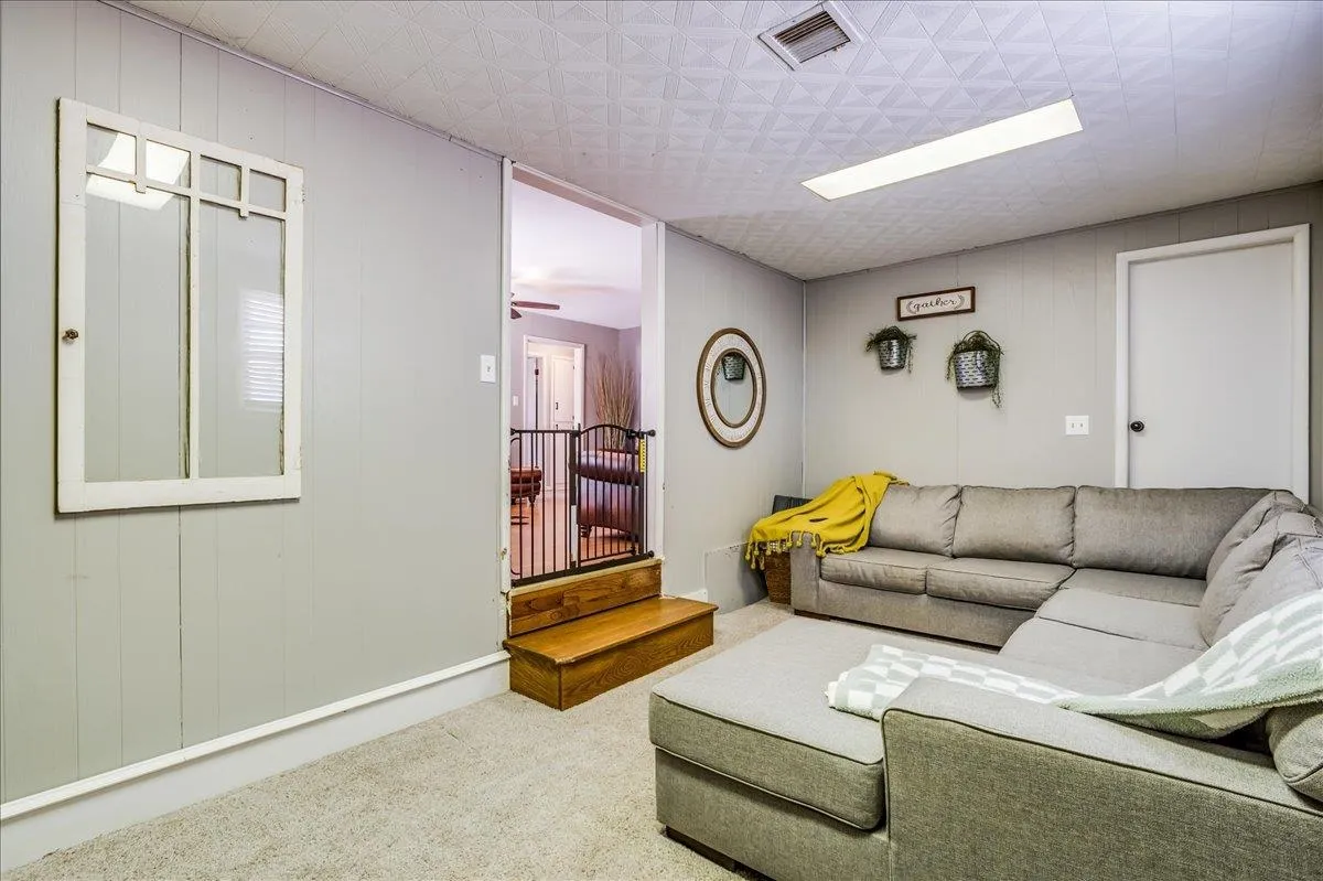 Derby, Kansas 67037, United States, 3 Bedrooms Bedrooms, ,1 BathroomBathrooms,Residential,Active,93297