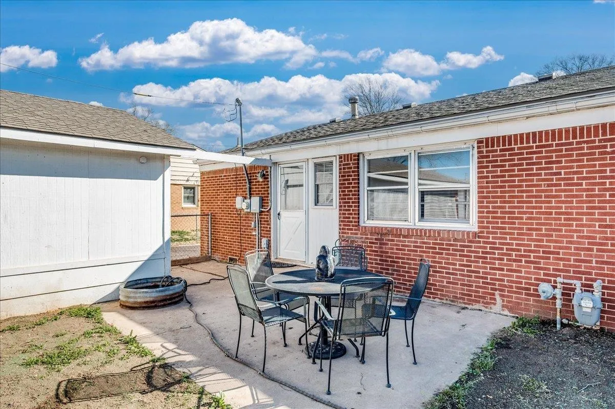 Derby, Kansas 67037, United States, 3 Bedrooms Bedrooms, ,1 BathroomBathrooms,Residential,Active,93297